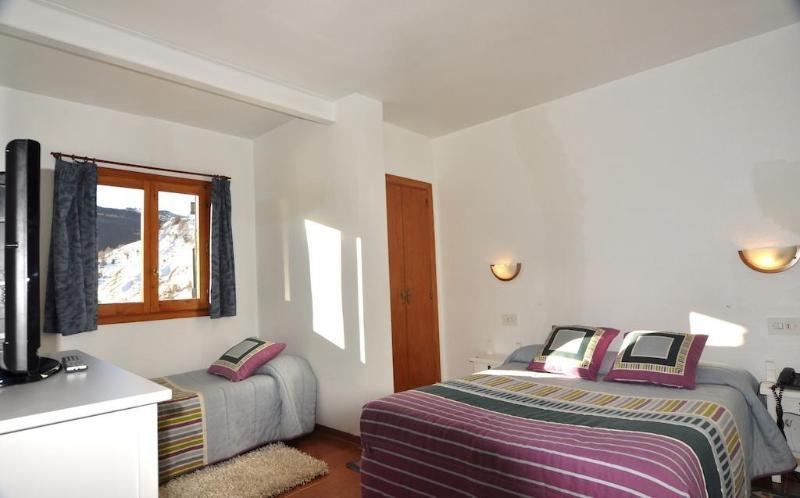 Hotel Tirol Formigal Zewnętrze zdjęcie