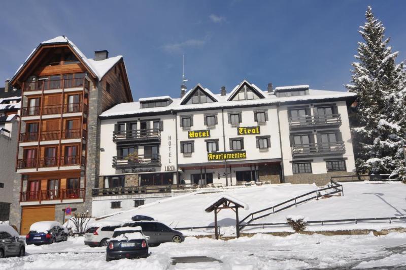 Hotel Tirol Formigal Zewnętrze zdjęcie